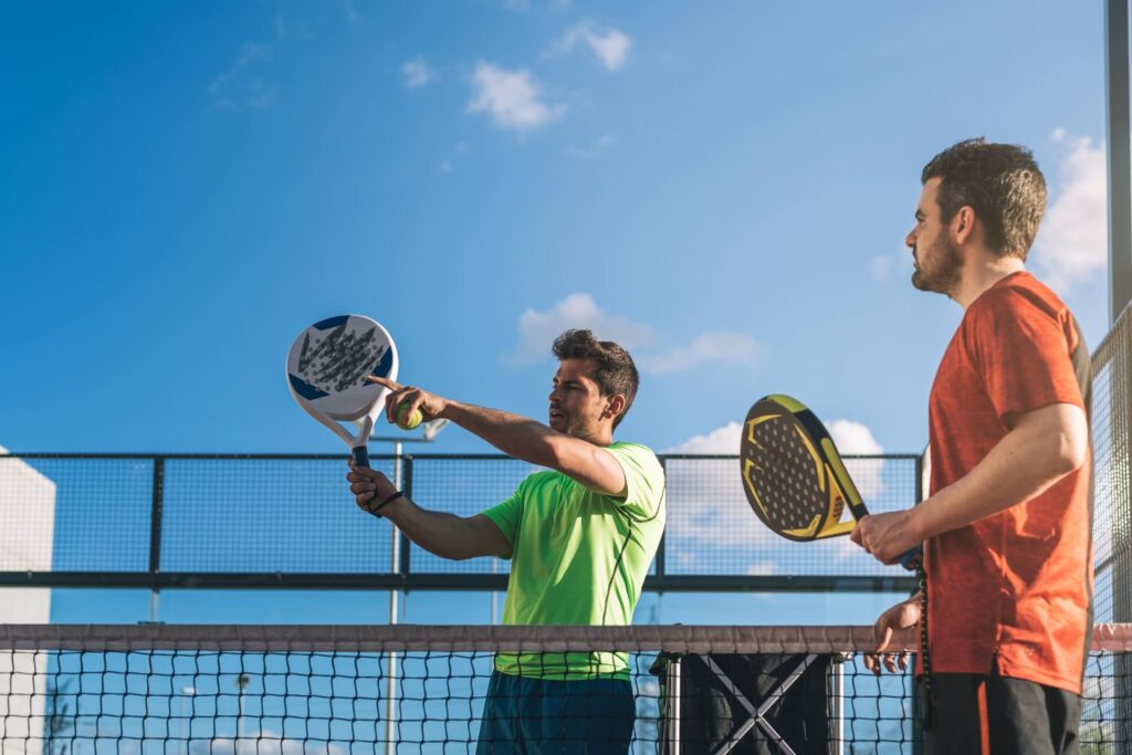 Geavanceerde Padel Technieken en Service