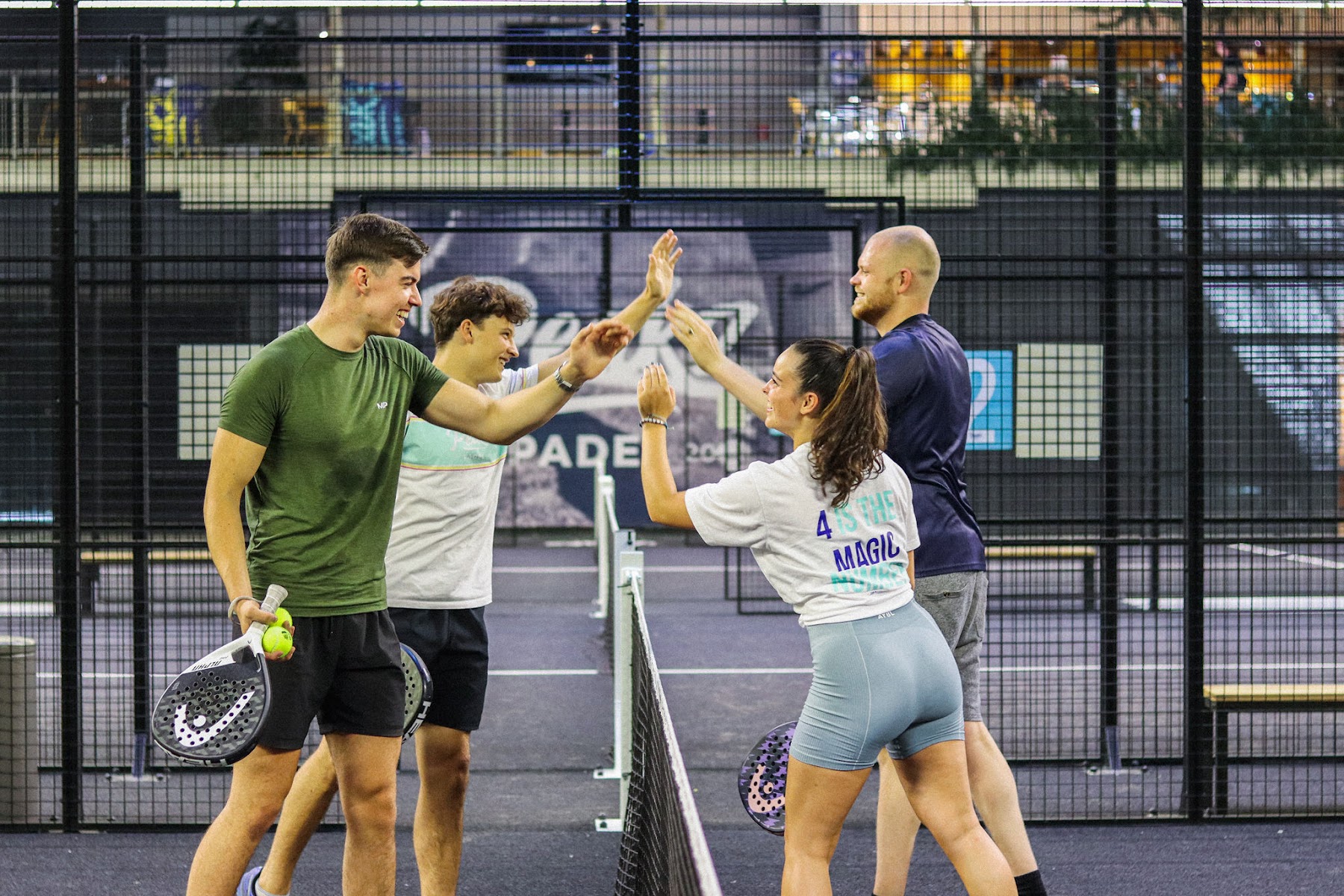 Padel Informatie Peakz Padel Eindhoven Beursgebouw | Padelclub | Padel X